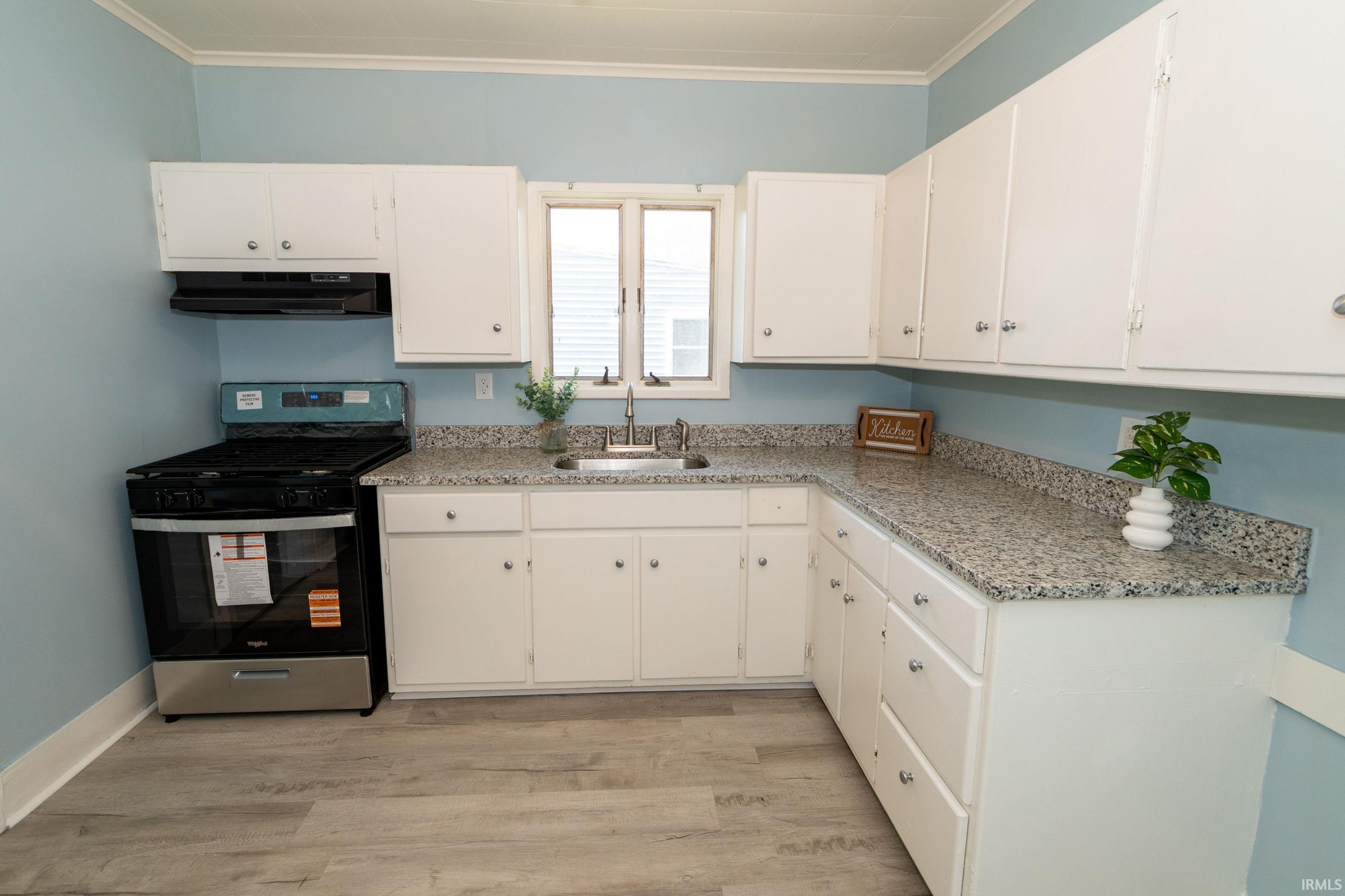 1723 E Calvert Street South Bend IN 46613