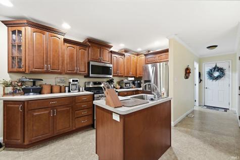 5014 W Quail Ridge Drive Muncie IN 47304