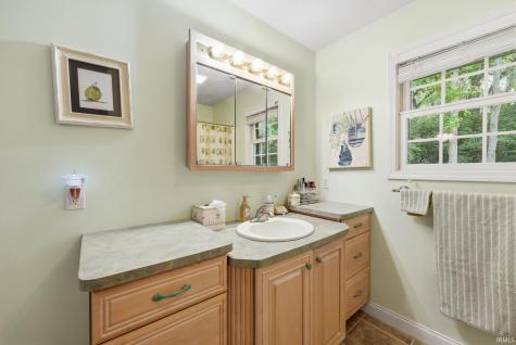5014 W Quail Ridge Drive Muncie IN 47304
