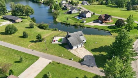 4 Lakeview Court Hartford City IN 47348