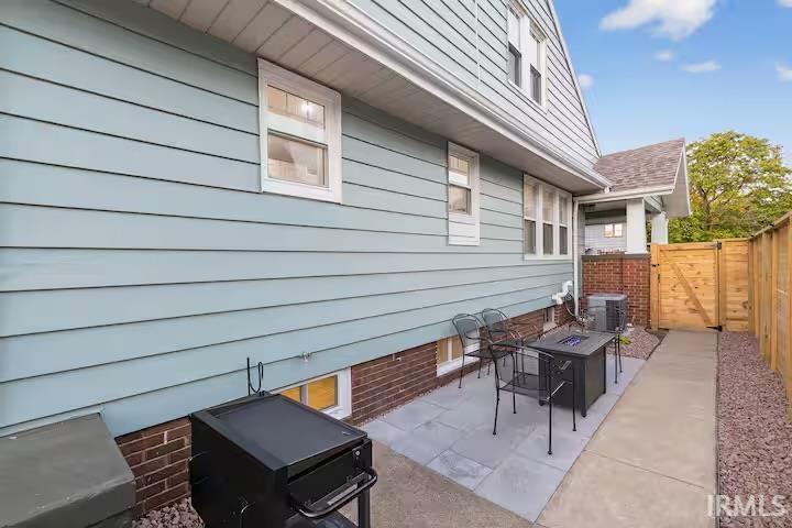 1933 Inglewood Place South Bend IN 46616