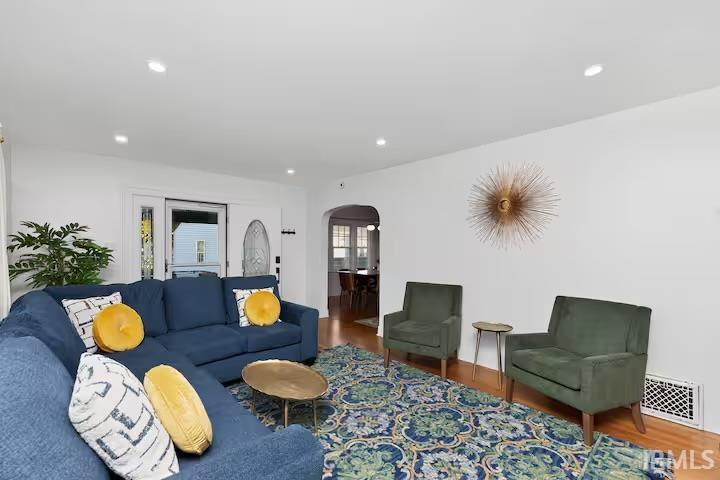 1933 Inglewood Place South Bend IN 46616