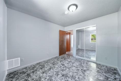 6806 Malvern Drive Fort Wayne IN 46816