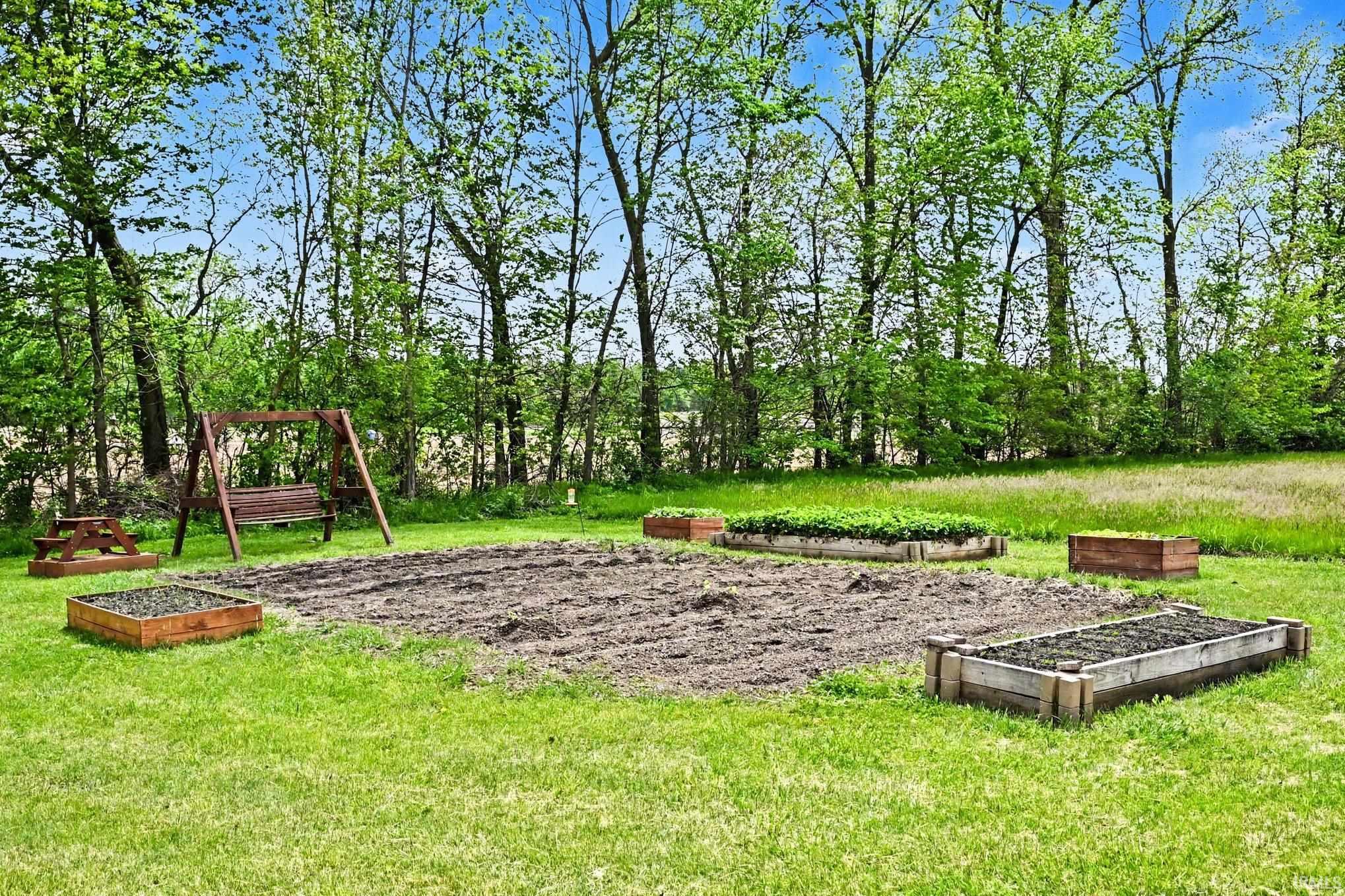 595 S Paradise Drive Rochester IN 46975