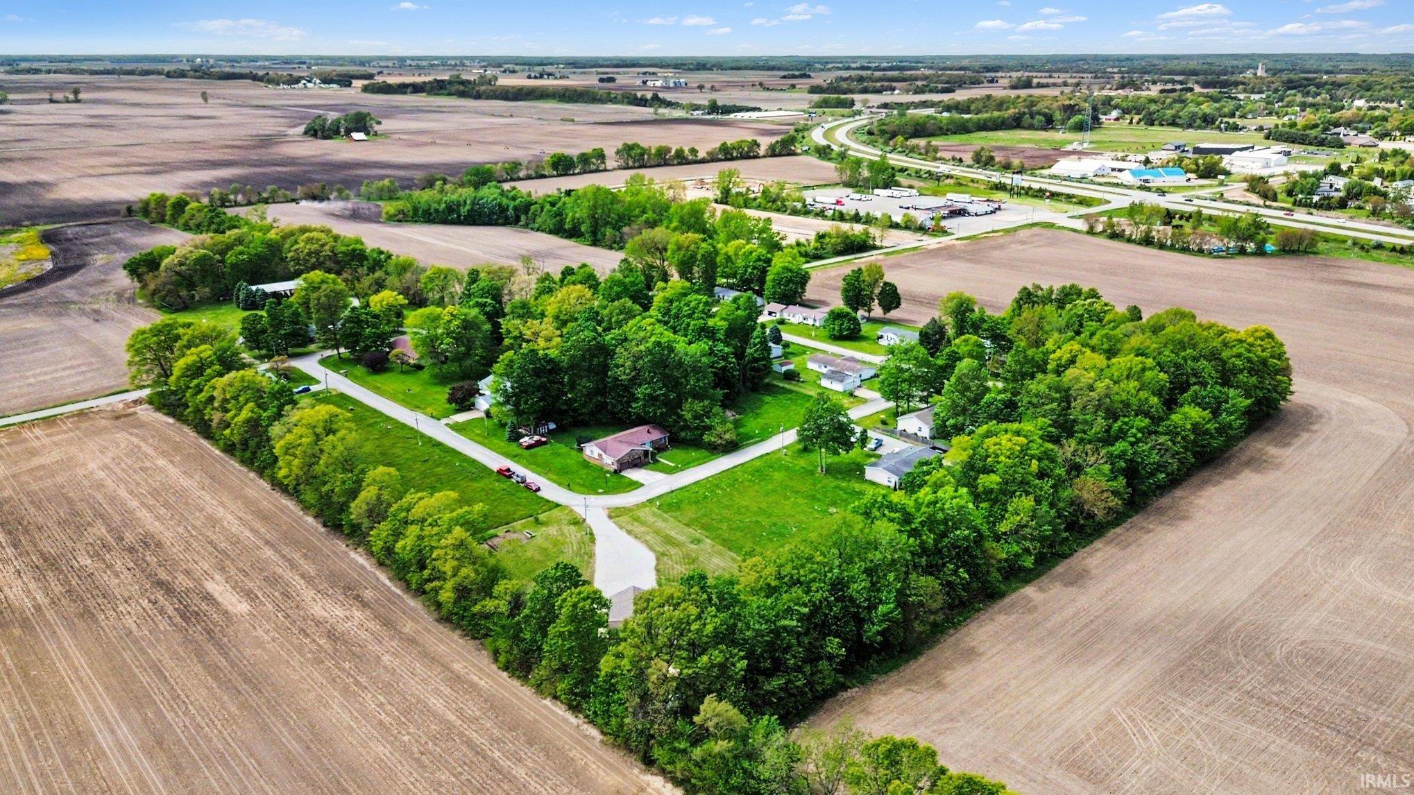 595 S Paradise Drive Rochester IN 46975