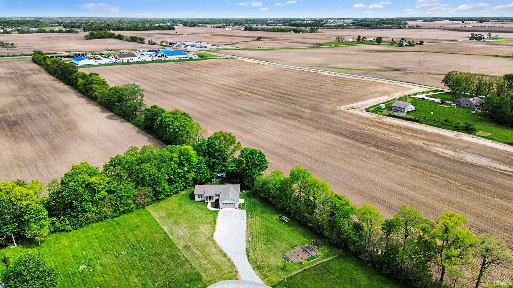 595 S Paradise Drive Rochester IN 46975