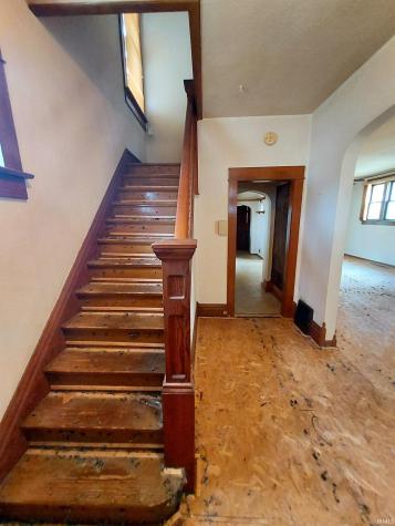1823 Saint Marys Avenue Fort Wayne IN 46808