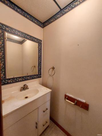 1823 Saint Marys Avenue Fort Wayne IN 46808
