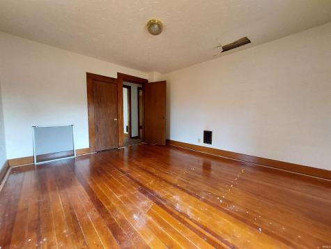 1823 Saint Marys Avenue Fort Wayne IN 46808