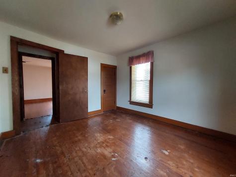 1823 Saint Marys Avenue Fort Wayne IN 46808