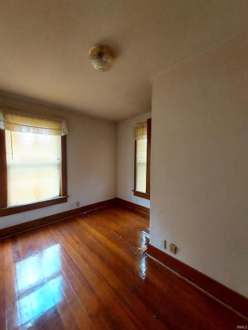 1823 Saint Marys Avenue Fort Wayne IN 46808