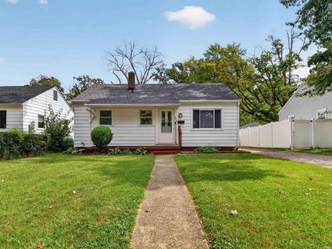 4421 Smith Street Fort Wayne IN 46806