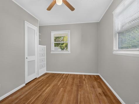 4421 Smith Street Fort Wayne IN 46806