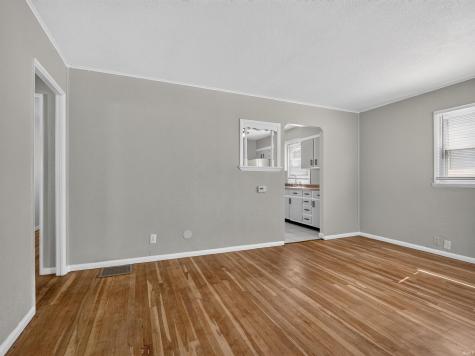 4421 Smith Street Fort Wayne IN 46806
