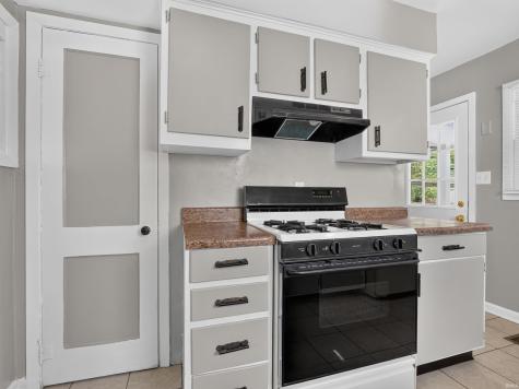 4421 Smith Street Fort Wayne IN 46806