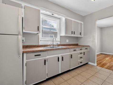 4421 Smith Street Fort Wayne IN 46806