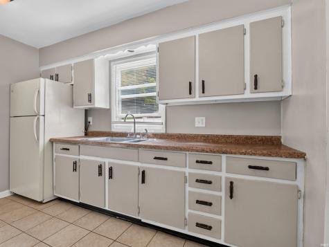 4421 Smith Street Fort Wayne IN 46806