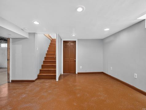 4421 Smith Street Fort Wayne IN 46806