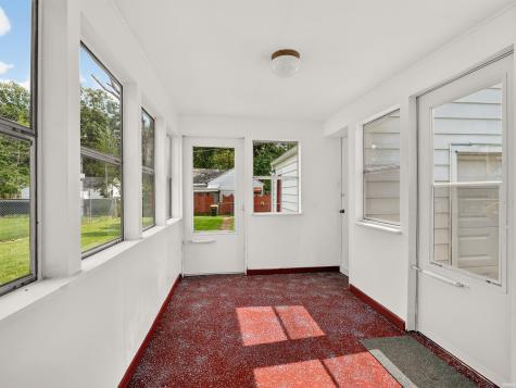 4421 Smith Street Fort Wayne IN 46806
