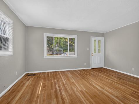 4421 Smith Street Fort Wayne IN 46806