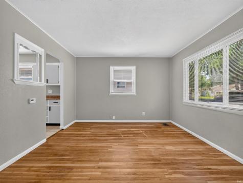 4421 Smith Street Fort Wayne IN 46806