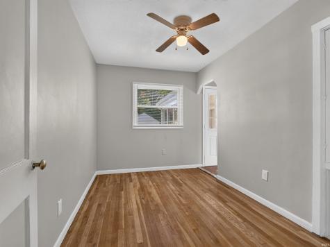 4421 Smith Street Fort Wayne IN 46806