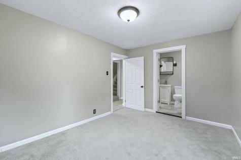 1125 E Washington Street Muncie IN 47305