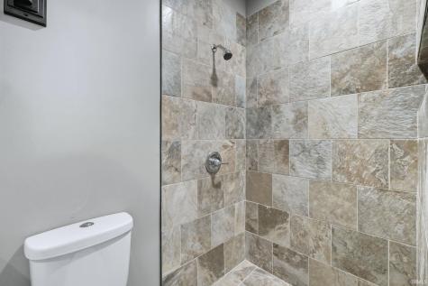 1125 E Washington Street Muncie IN 47305