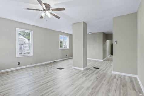 1125 E Washington Street Muncie IN 47305