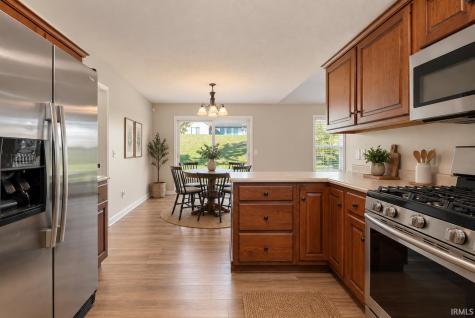 8928 Strathmore Lane Fort Wayne IN 46818