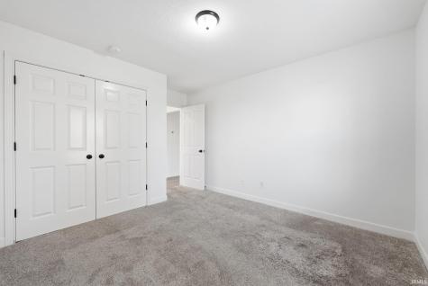 8928 Strathmore Lane Fort Wayne IN 46818