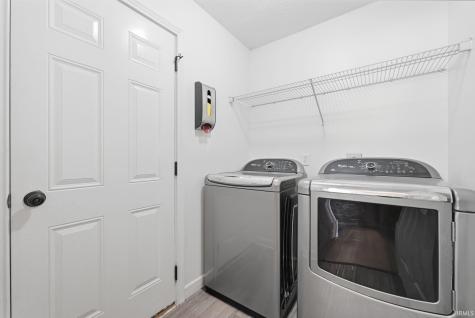 8928 Strathmore Lane Fort Wayne IN 46818