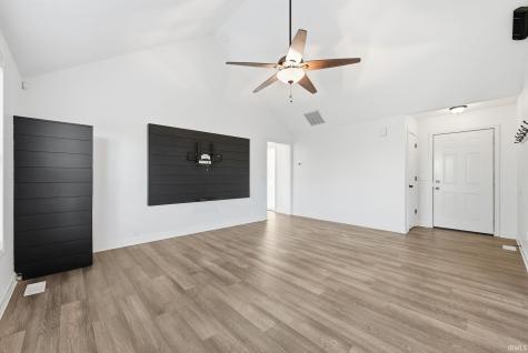 8928 Strathmore Lane Fort Wayne IN 46818