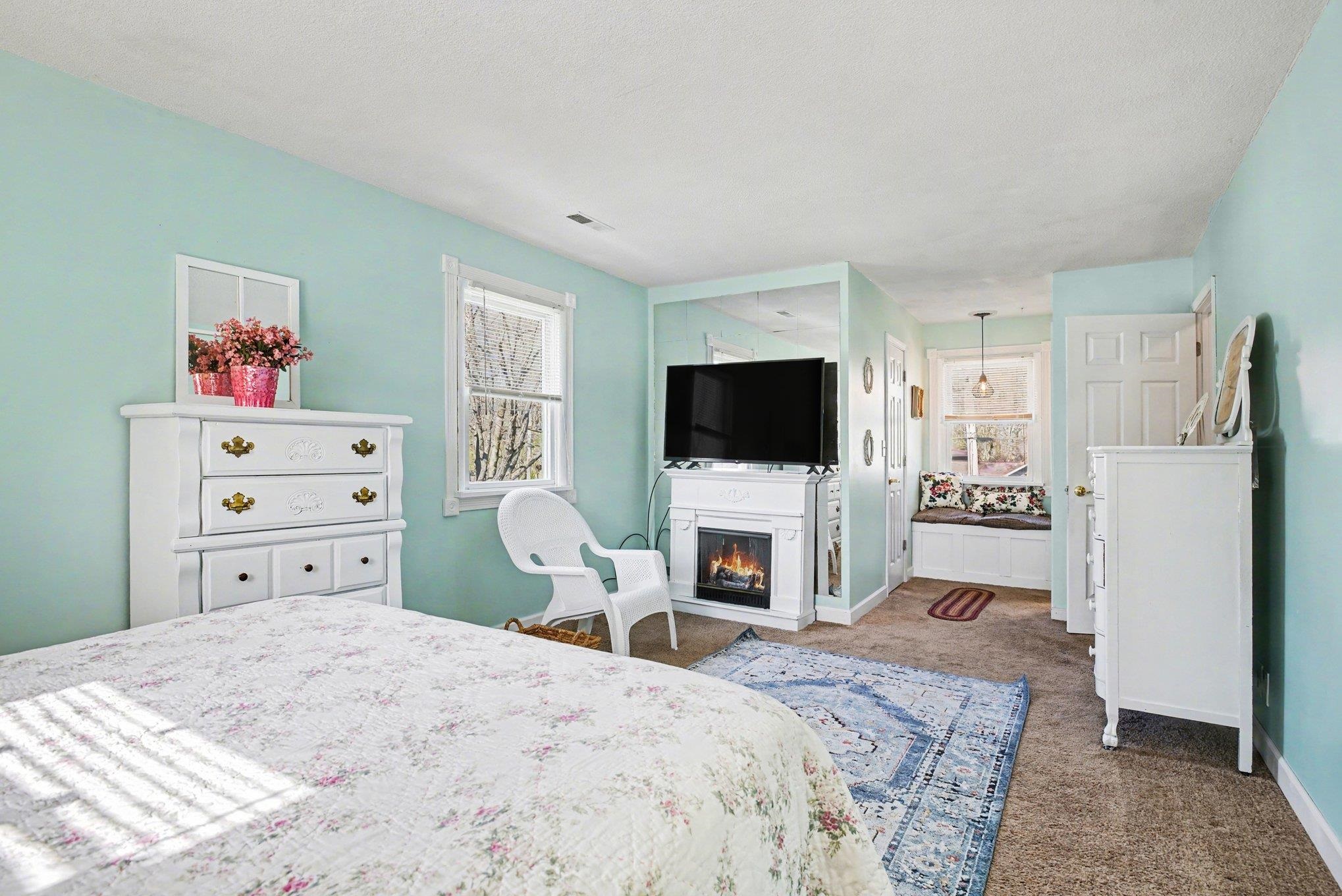 1056 Parkwood Drive Nappanee IN 46550