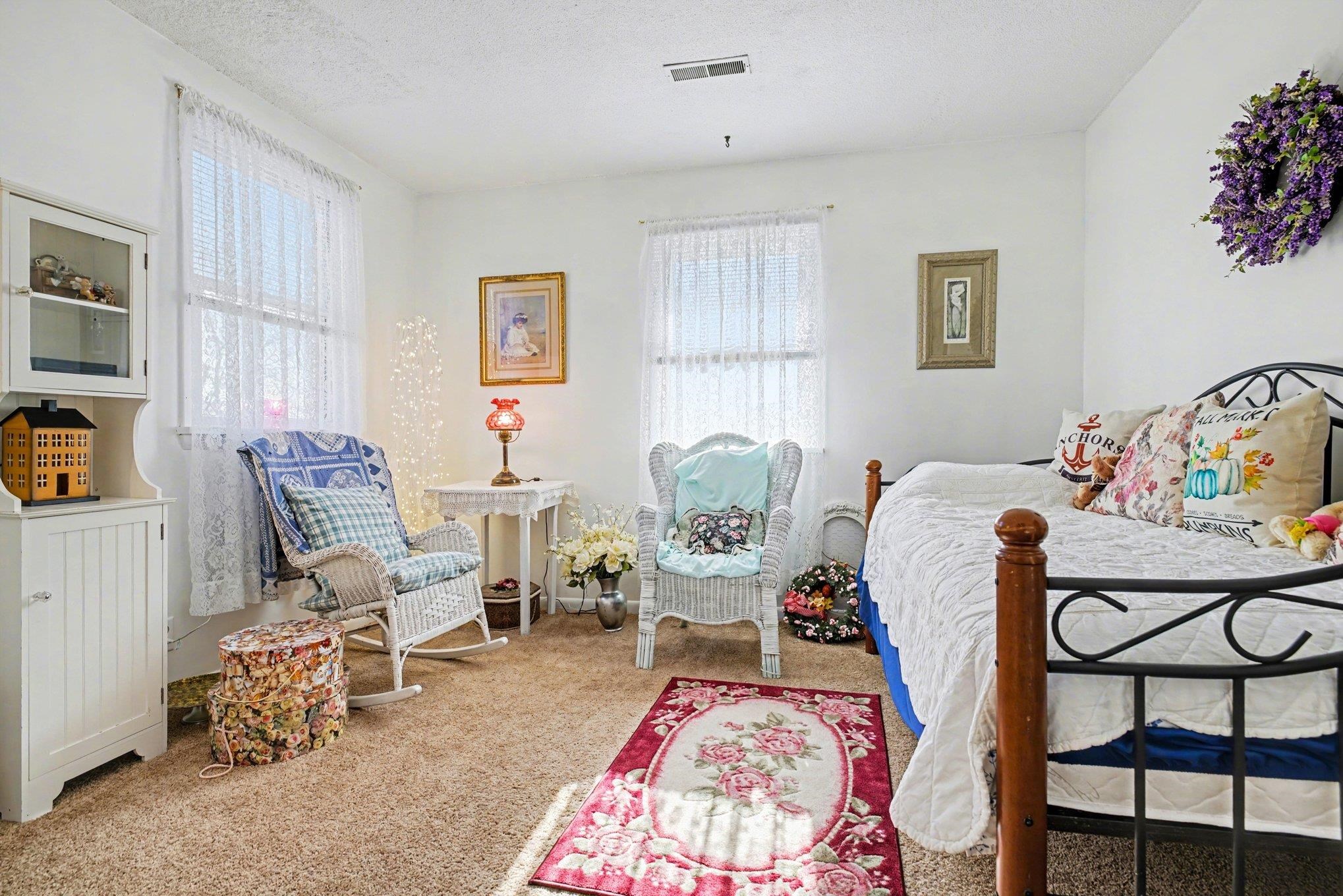 1056 Parkwood Drive Nappanee IN 46550