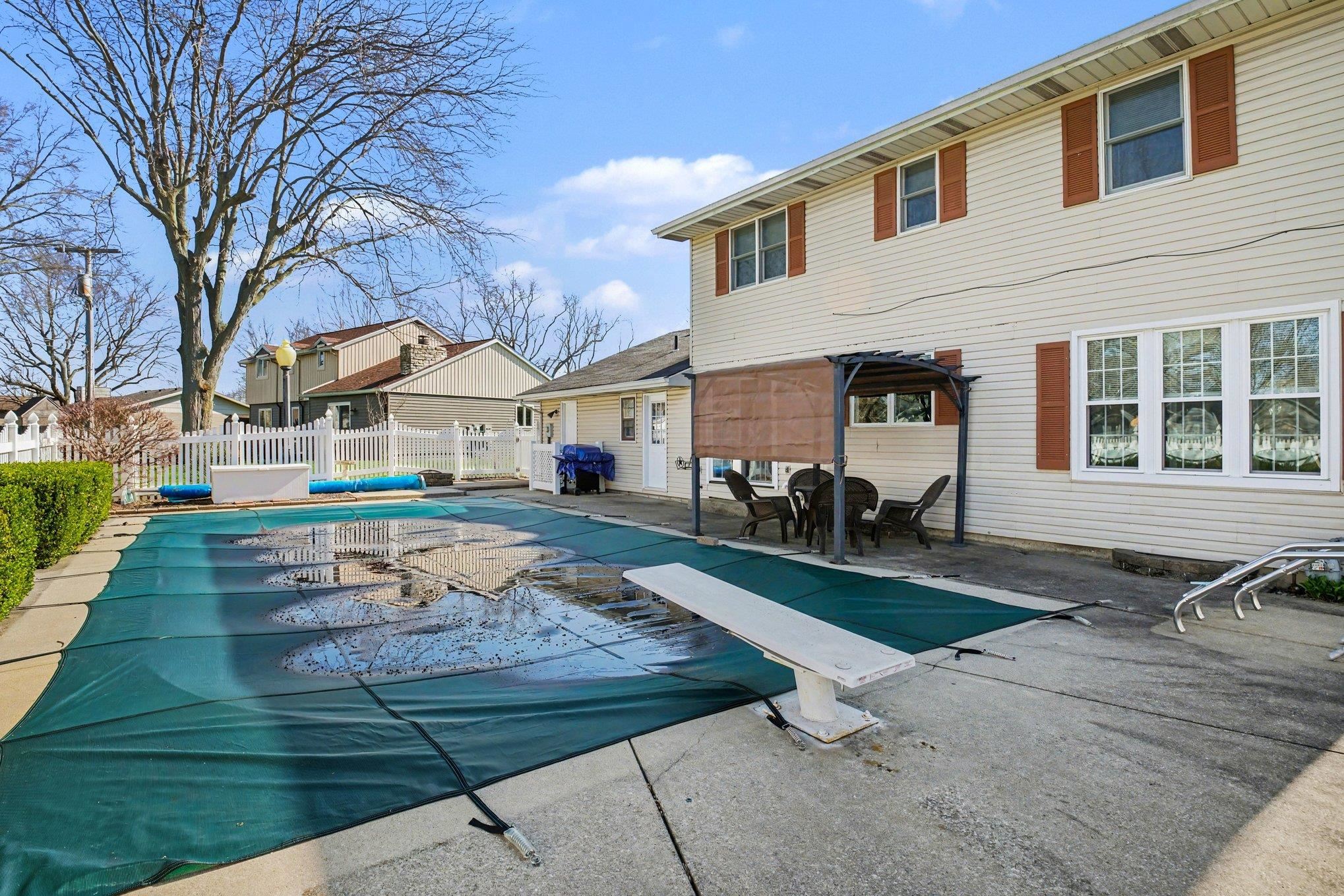 1056 Parkwood Drive Nappanee IN 46550