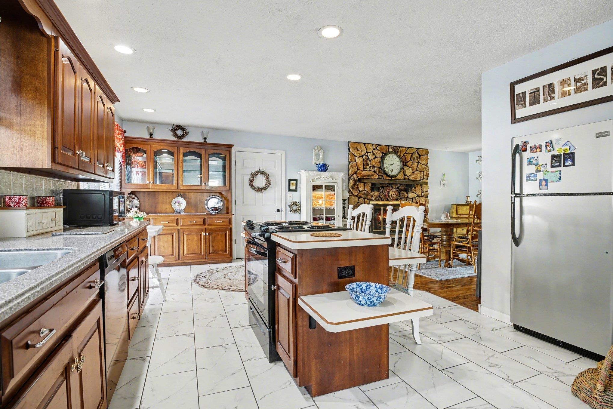 1056 Parkwood Drive Nappanee IN 46550