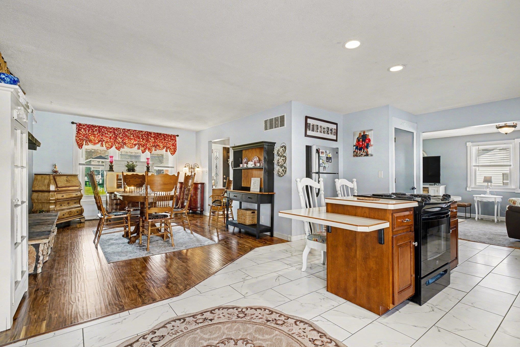 1056 Parkwood Drive Nappanee IN 46550