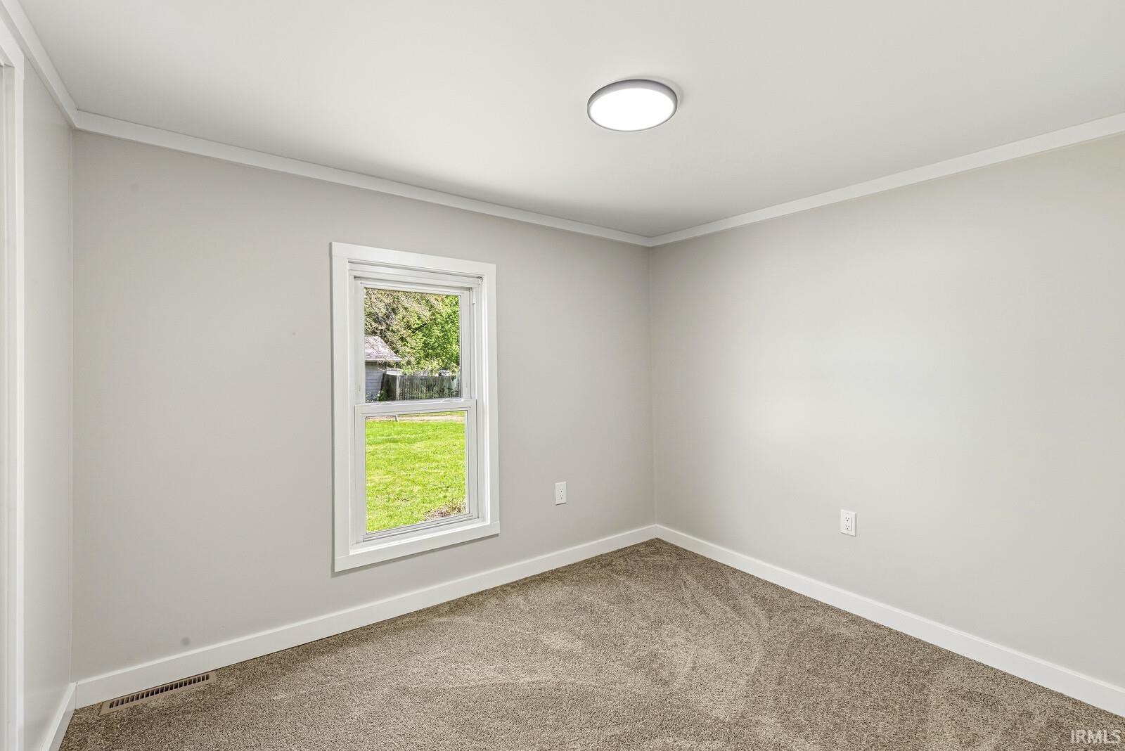 745 E 18th Street Mishawaka IN 46544