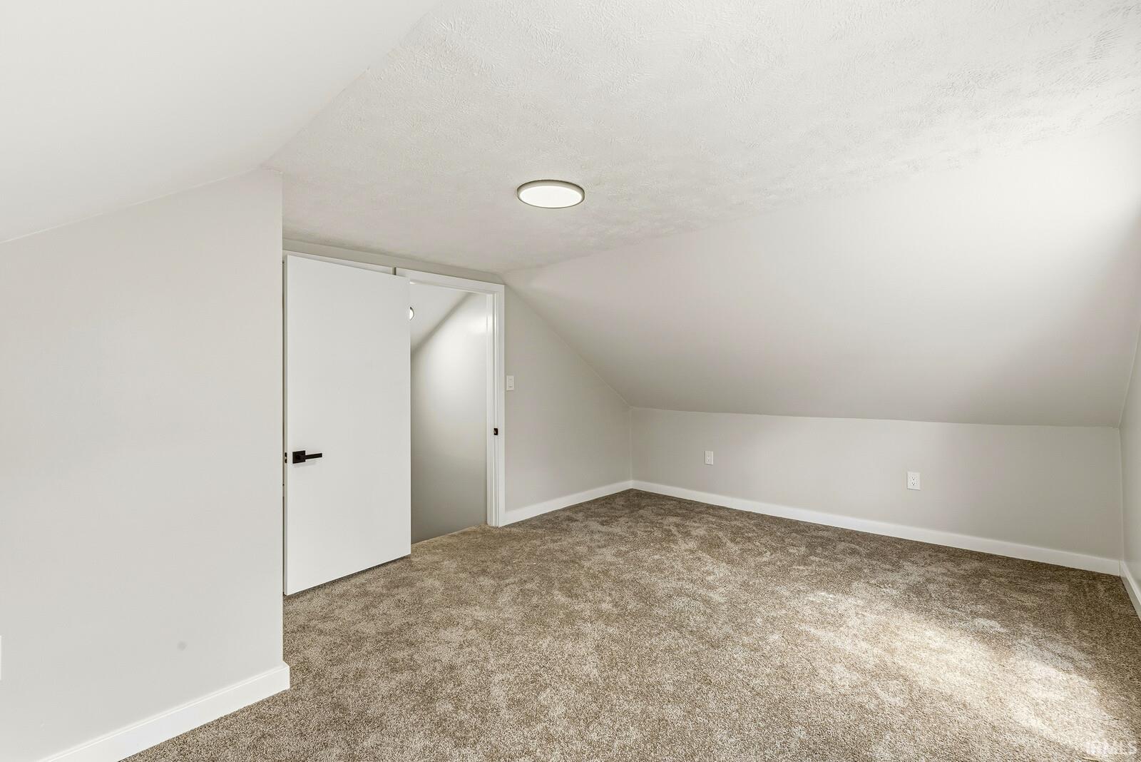 745 E 18th Street Mishawaka IN 46544