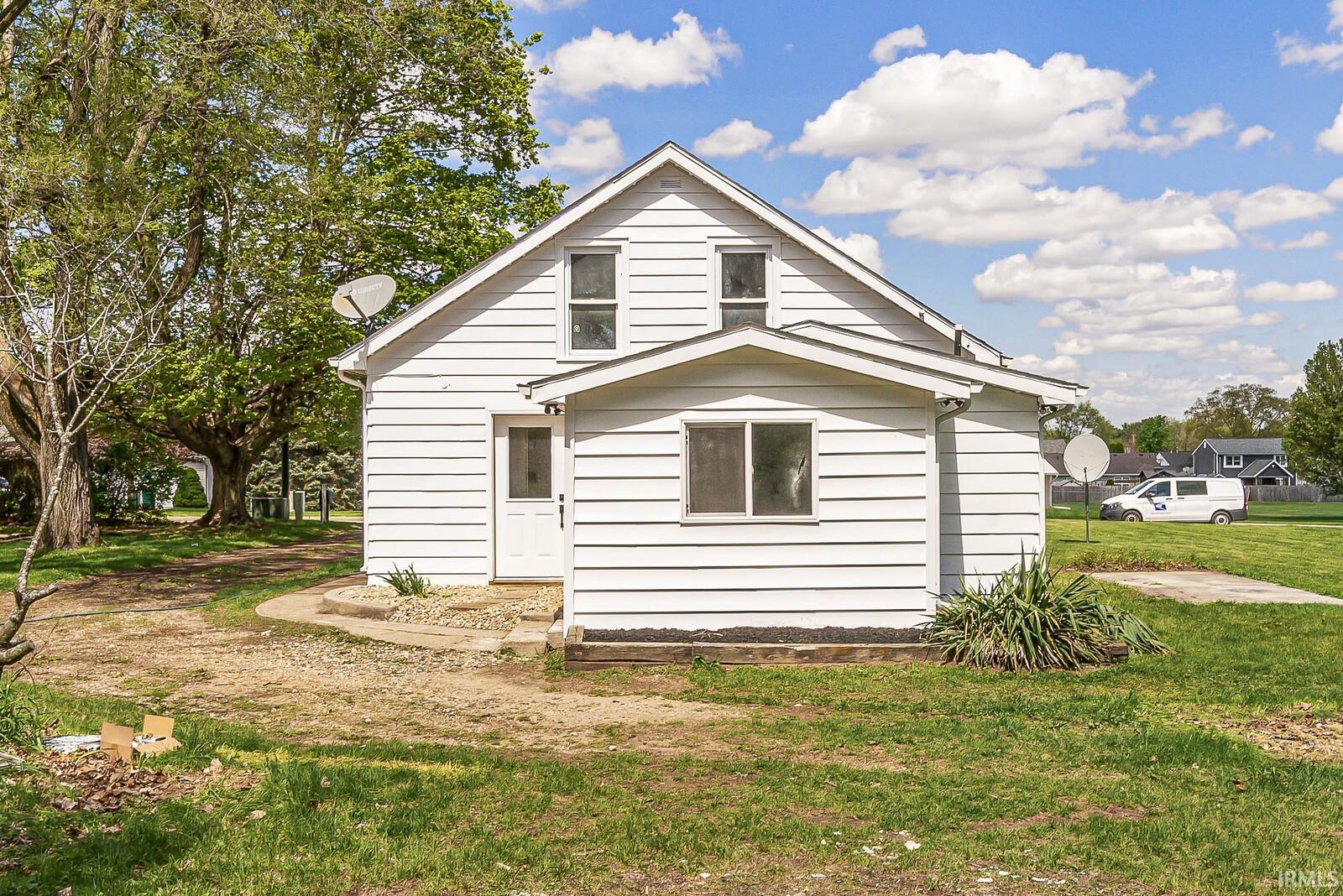 745 E 18th Street Mishawaka IN 46544