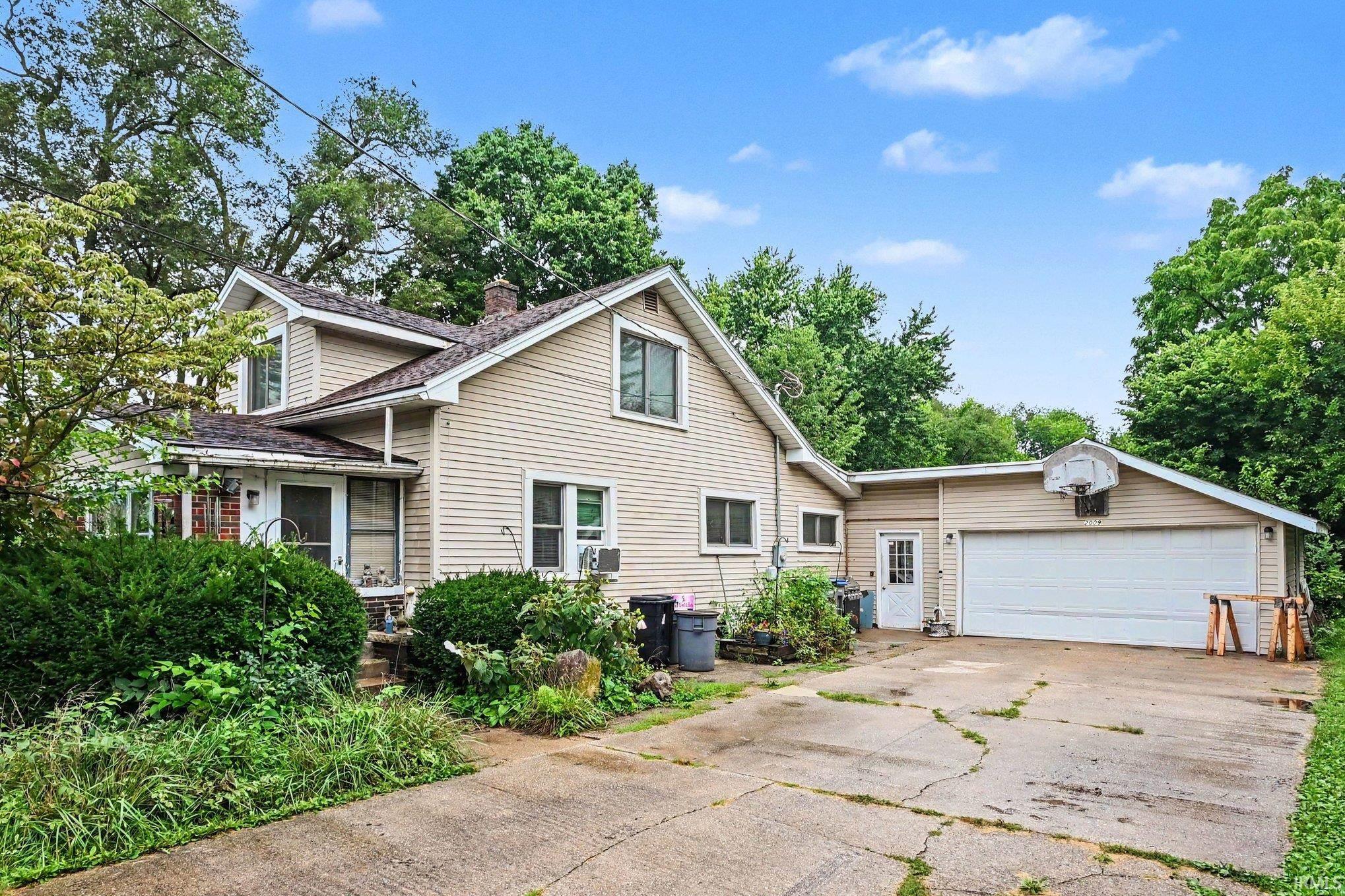 2009 Berkey Avenue Goshen IN 46526