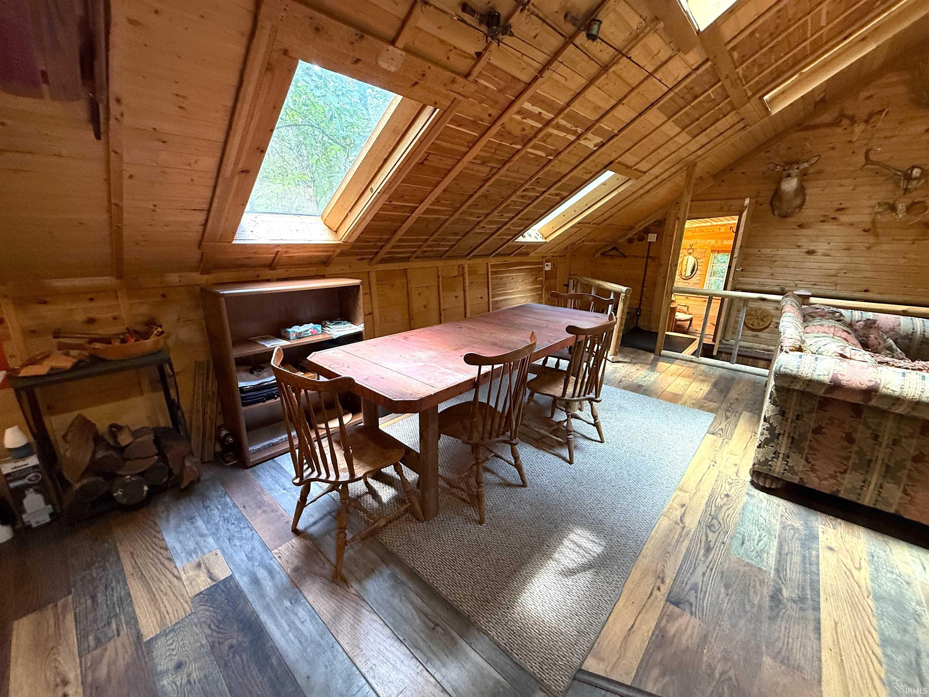 5112 E 100 N Knox IN 46534