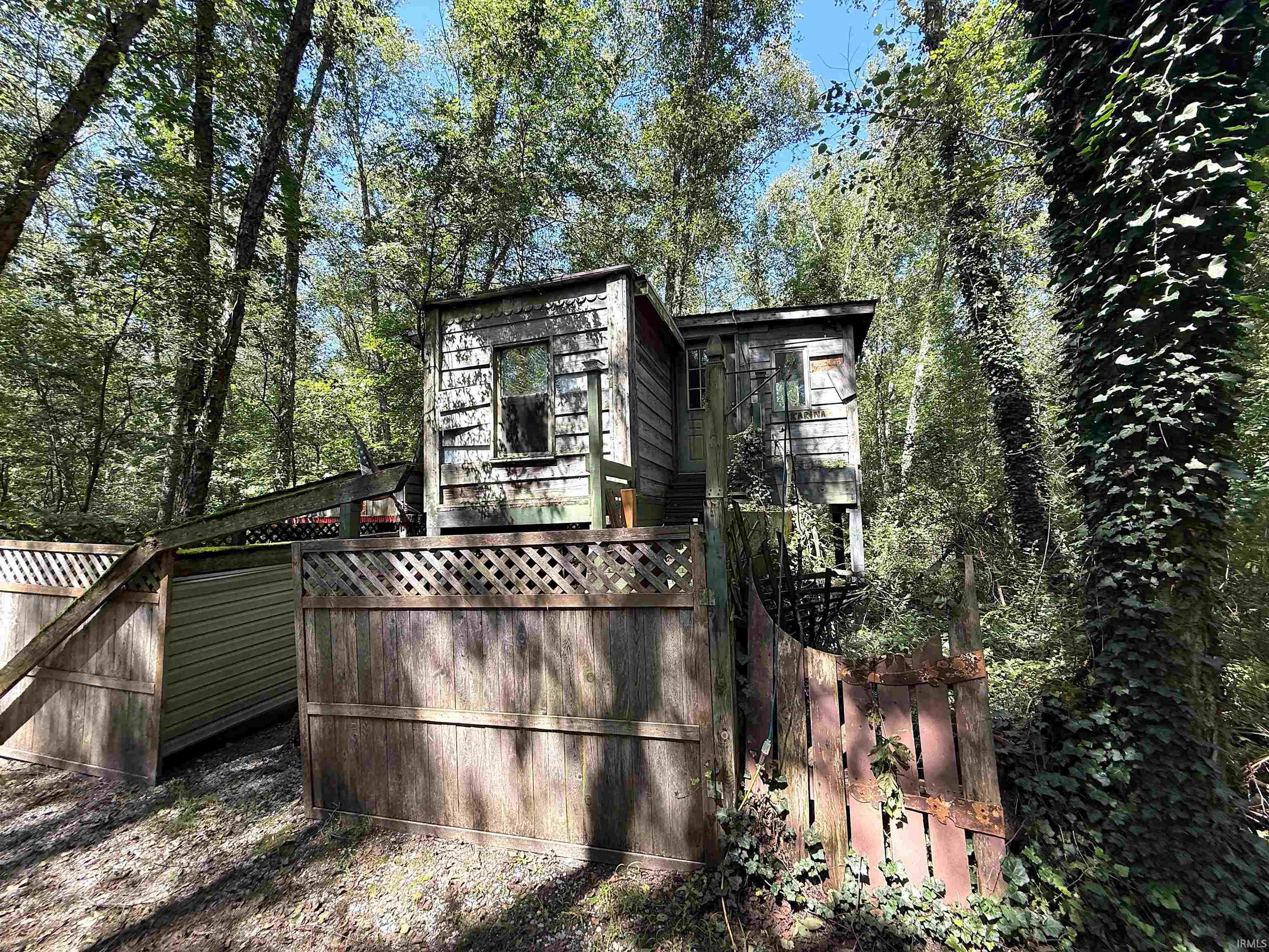 5112 E 100 N Knox IN 46534