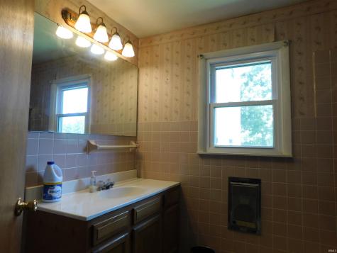 1766 S 775 W Kewanna IN 46939