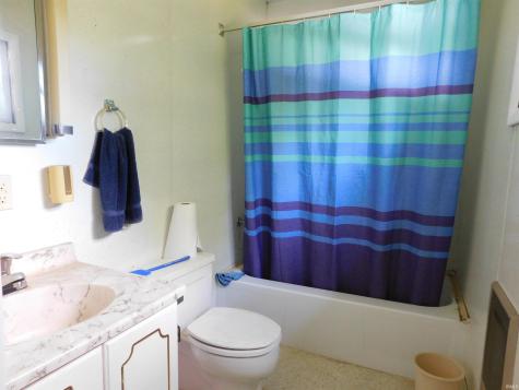 1766 S 775 W Kewanna IN 46939