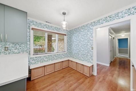 2215 W Woodmont Drive Muncie IN 47304