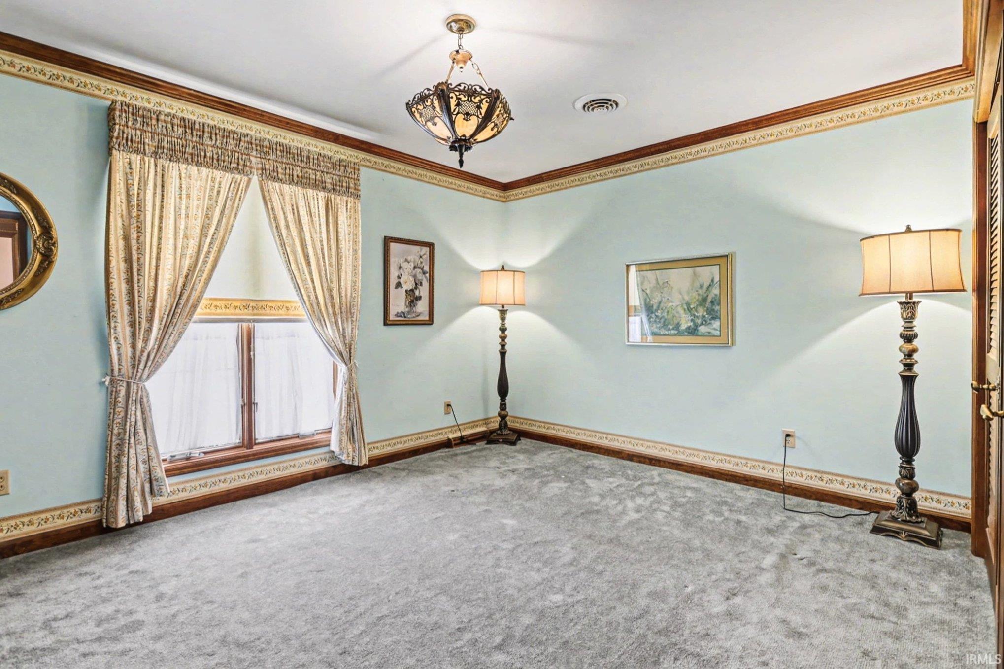 50670 Tarrington Way Granger IN 46530