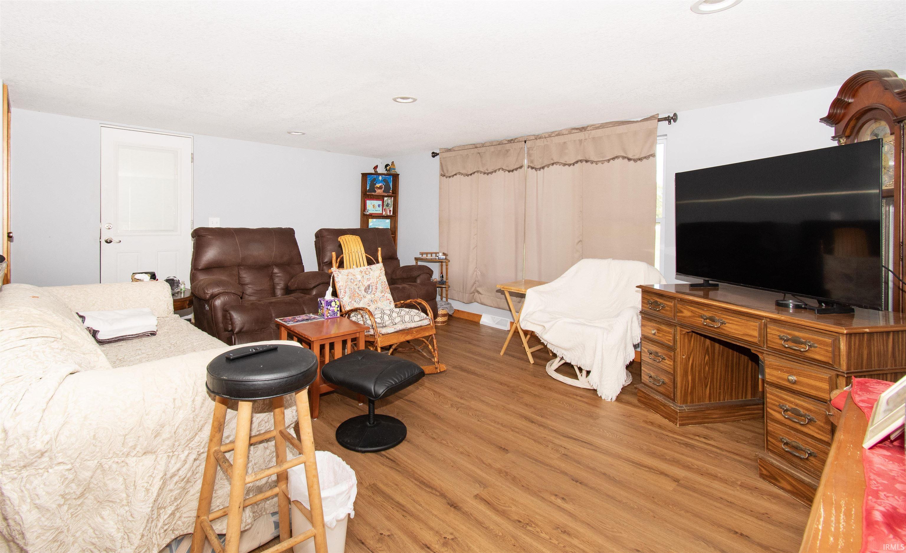 3820 S 1175 E Lagrange IN 46761