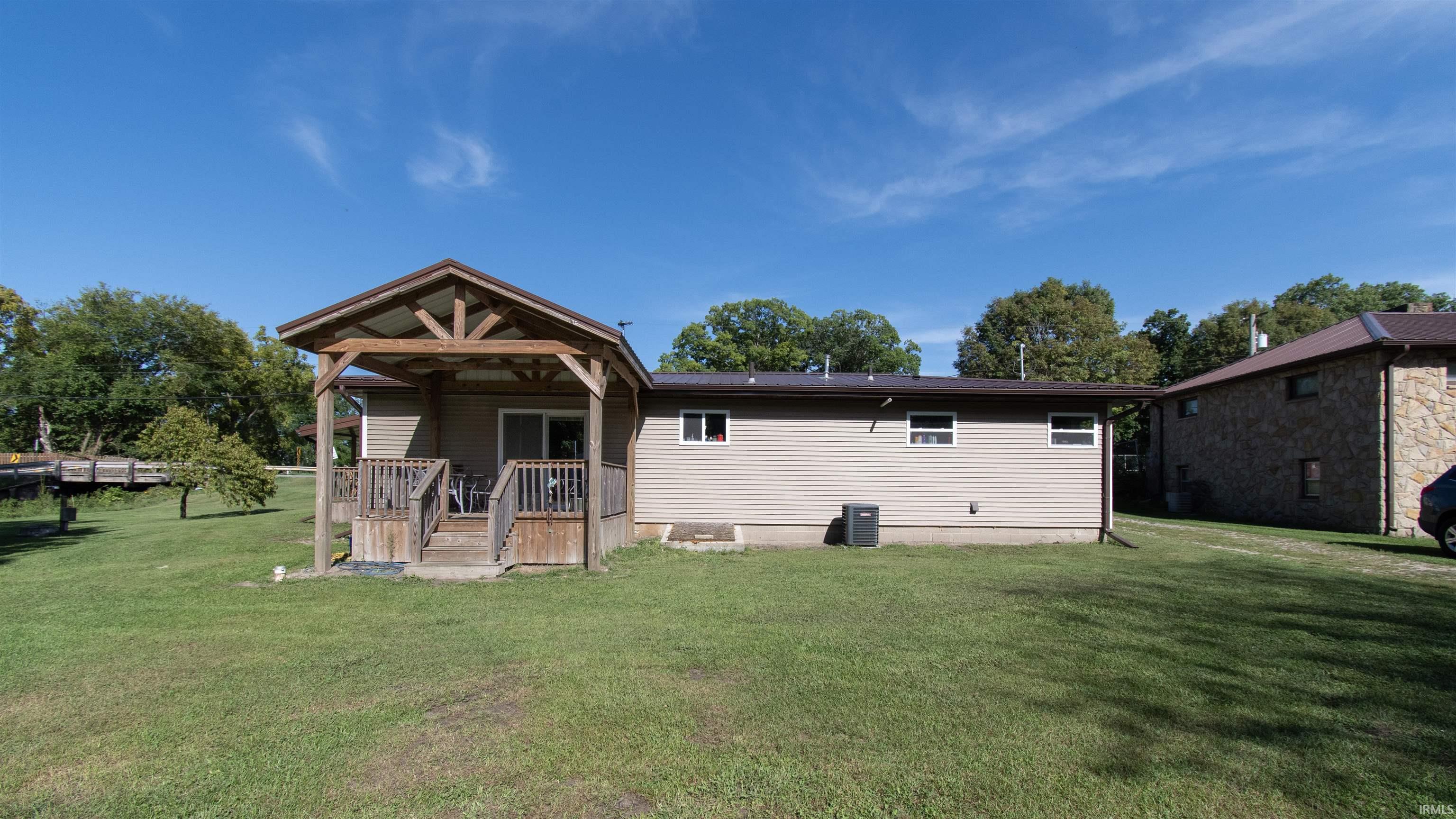 3820 S 1175 E Lagrange IN 46761
